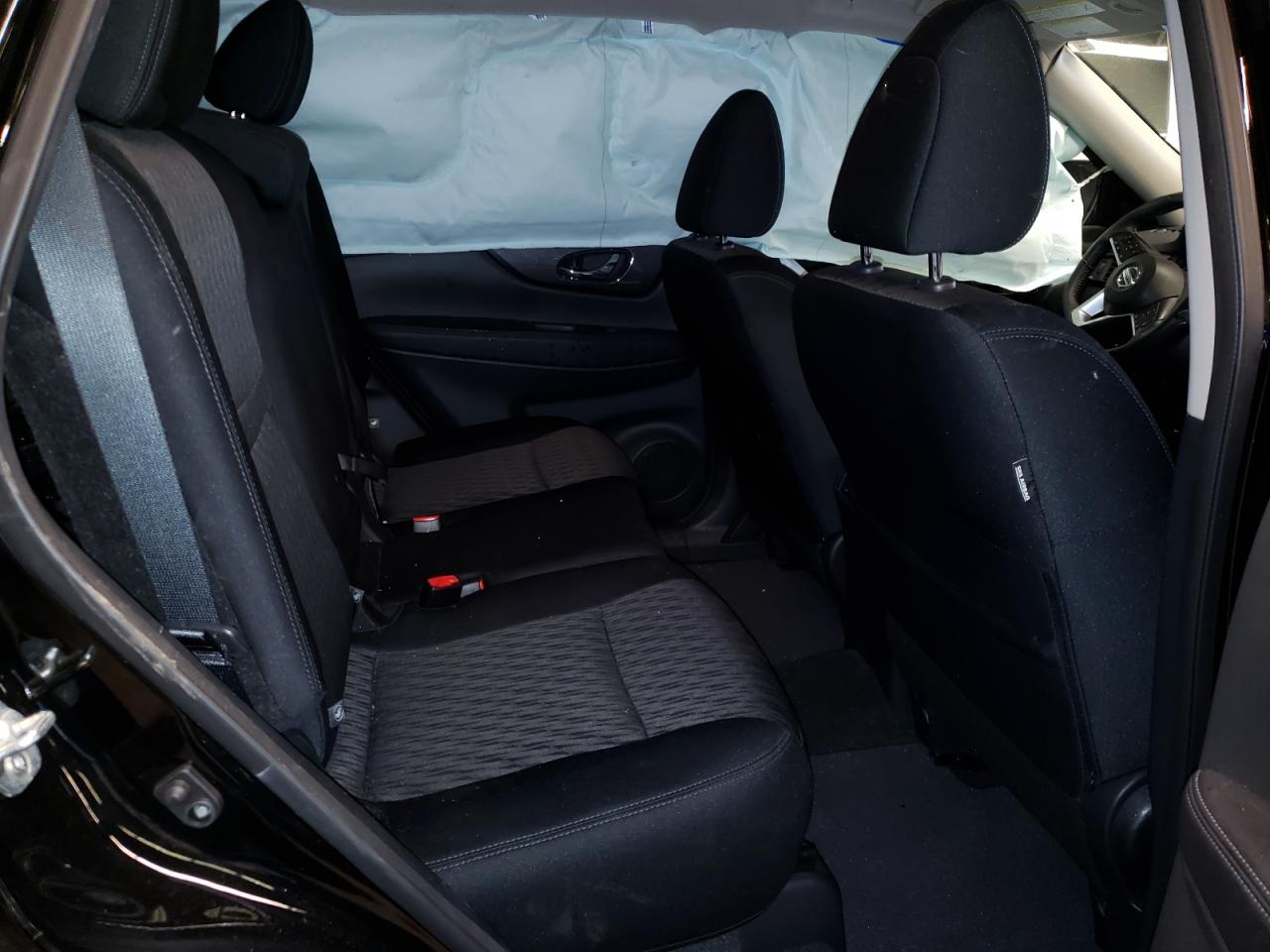 Photo 6 from auction – 2018 NISSAN ROGUE S/SL with VIN 5N1AT2MV7JC817006