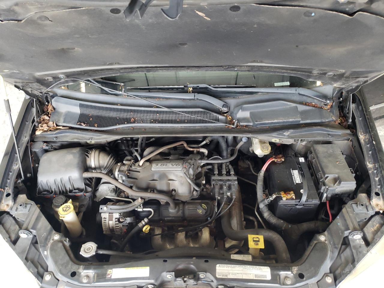 Photo 7 from auction – 2010 CHRYSLER TOWN & COU with VIN 2A4RR5D12AR432779