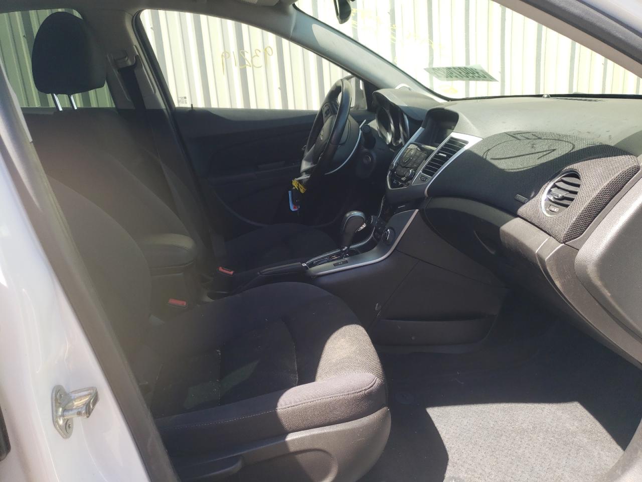 Photo 5 from auction – 2013 CHEVROLET CRUZE LT with VIN 1G1PC5SB7D7159833