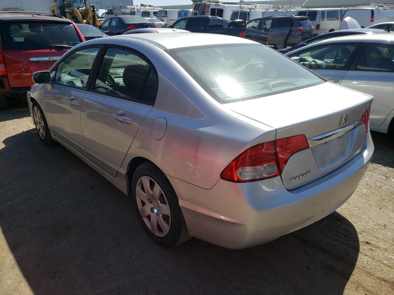 Photo 3 from auction – 2010 HONDA CIVIC LX with VIN 19XFA1F56AE075018