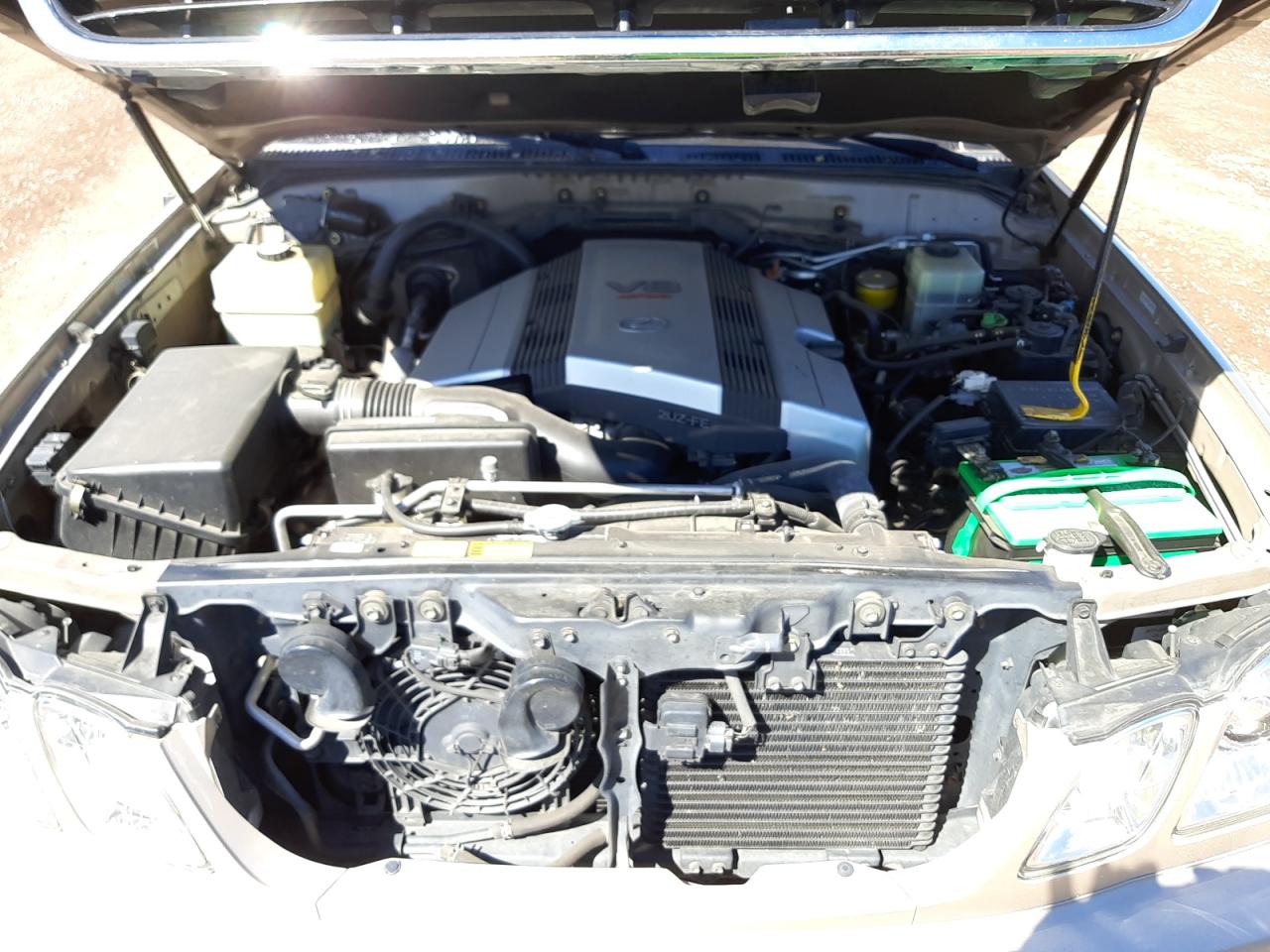 Photo 7 from auction – 2000 LEXUS LX 470 with VIN JT6HT00W9Y0093540