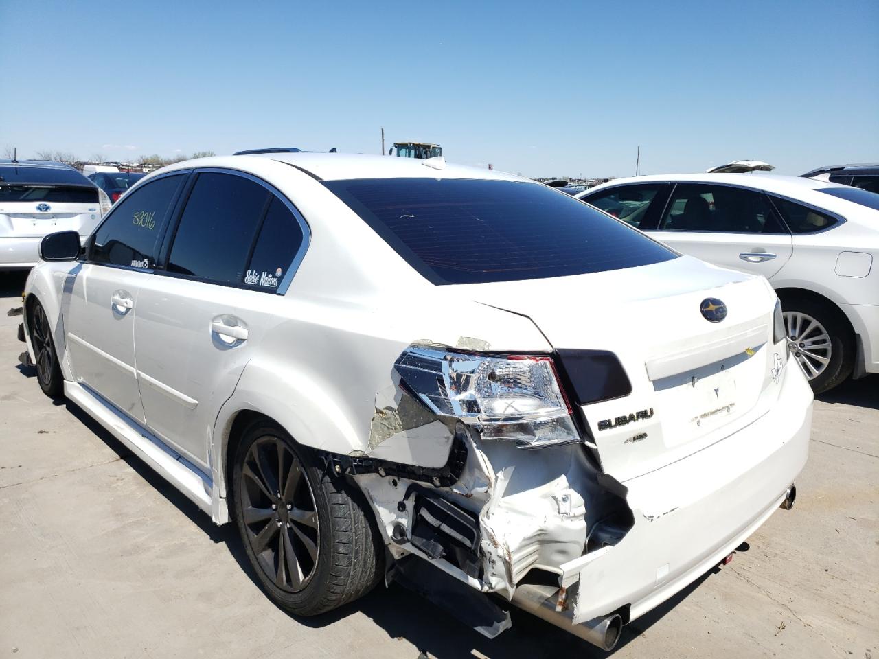 Photo 3 from auction – 2014 SUBARU LEGACY 2.5 with VIN 4S3BMCC62E3025146