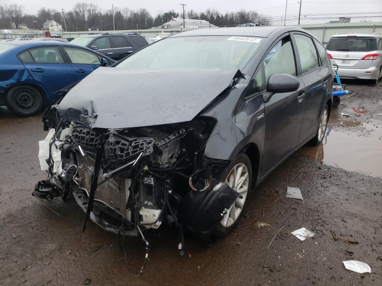 Photo 2 from auction – 2012 TOYOTA PRIUS V with VIN JTDZN3EU6C3156861