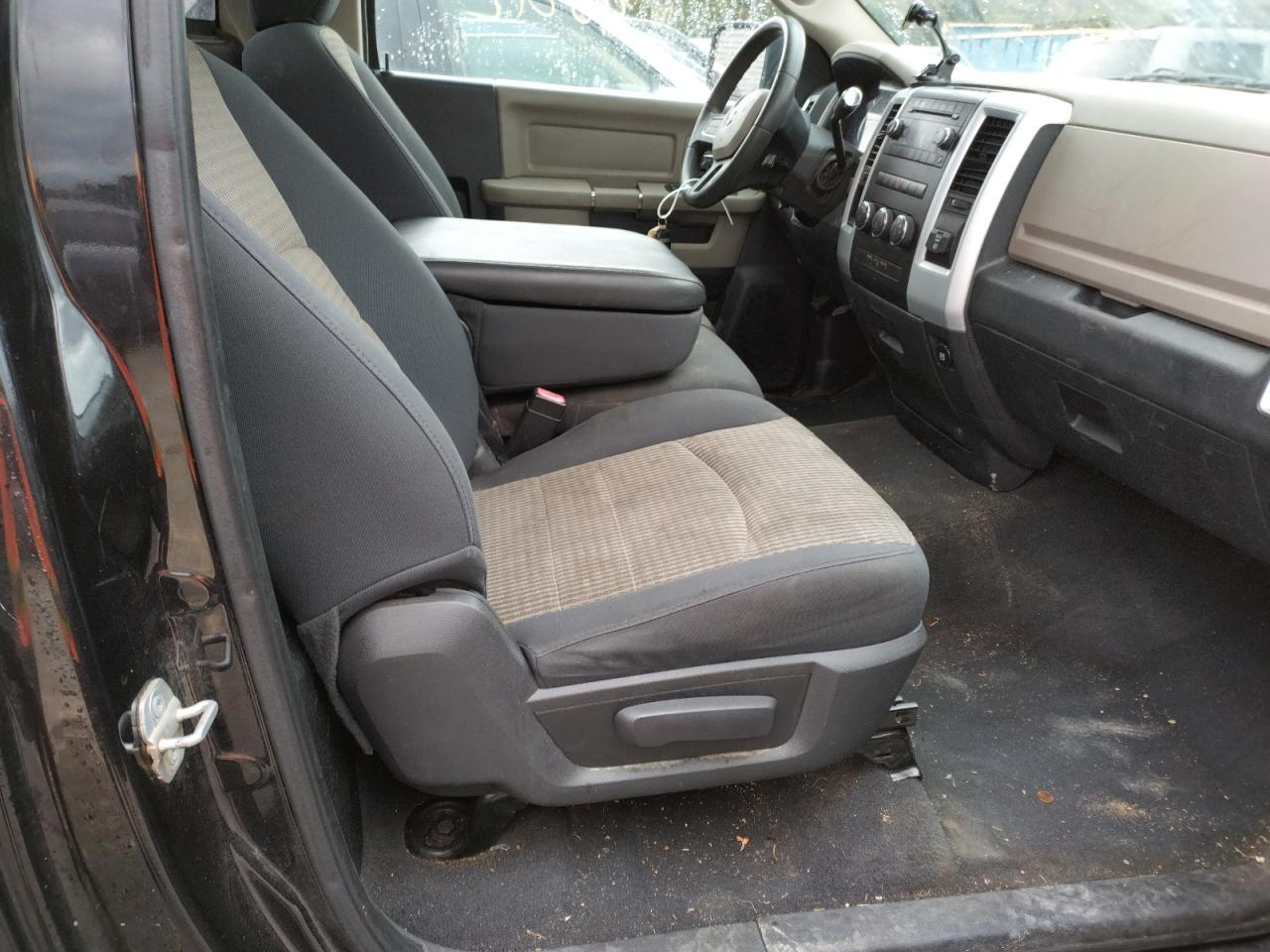 Photo 6 from auction – 2010 DODGE RAM 1500 with VIN 3D7JB1EP7AG103705