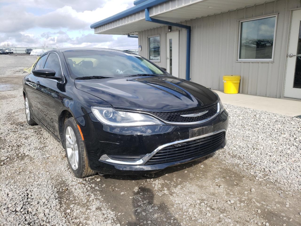 CHRYSLER 200 LIMITE 2015 with VIN 1C3CCCAB9FN698484 - Photo from auction