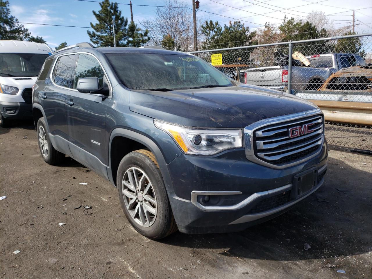 GMC ACADIA SLE 2019 with VIN 1GKKNSLS0KZ289595 - Photo from auction