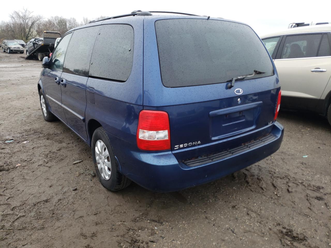 Photo 3 from auction – 2004 KIA SEDONA EX with VIN KNDUP131246565442