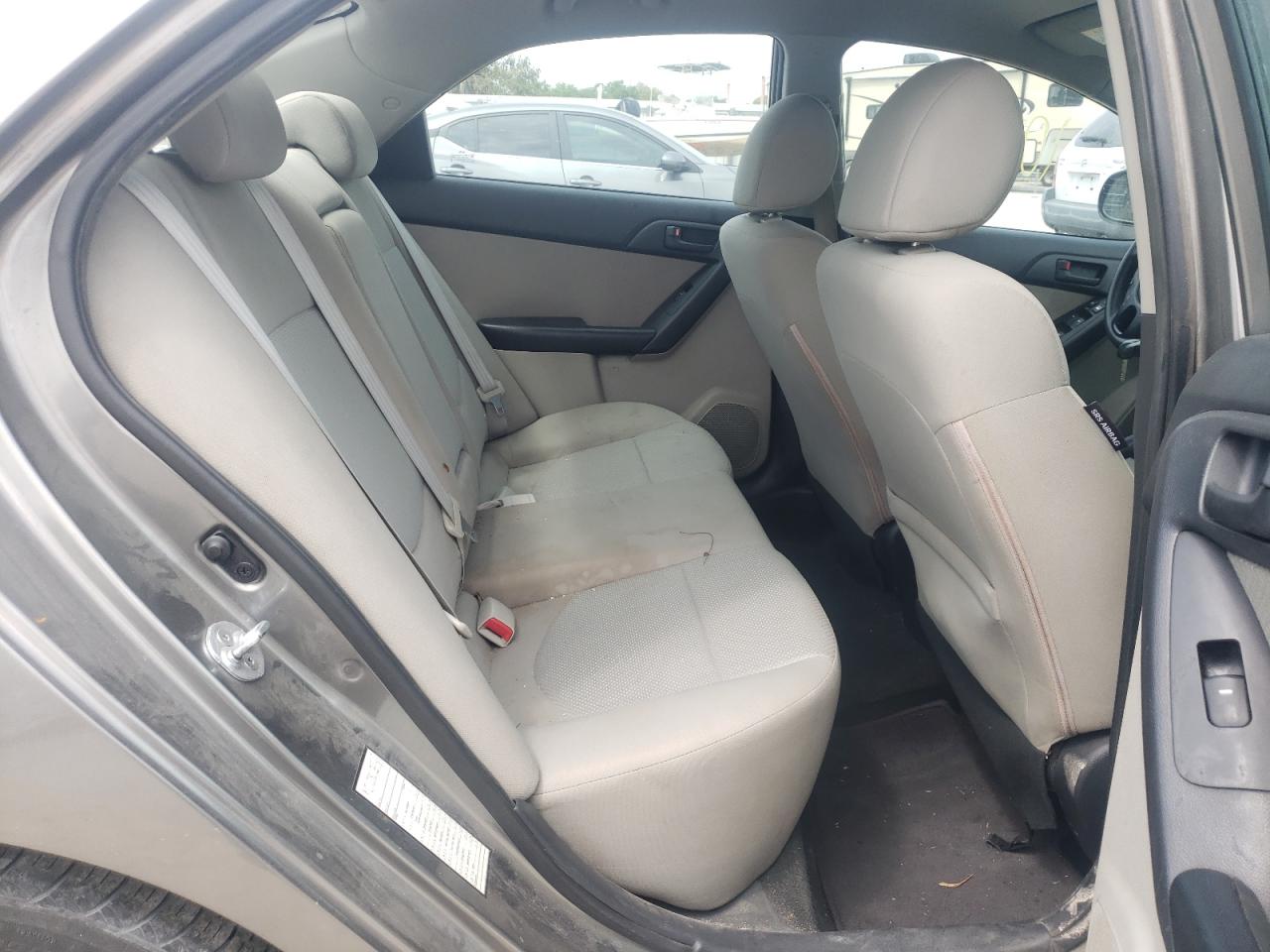 Photo 6 from auction – 2012 KIA FORTE EX with VIN KNAFU4A22C5610962