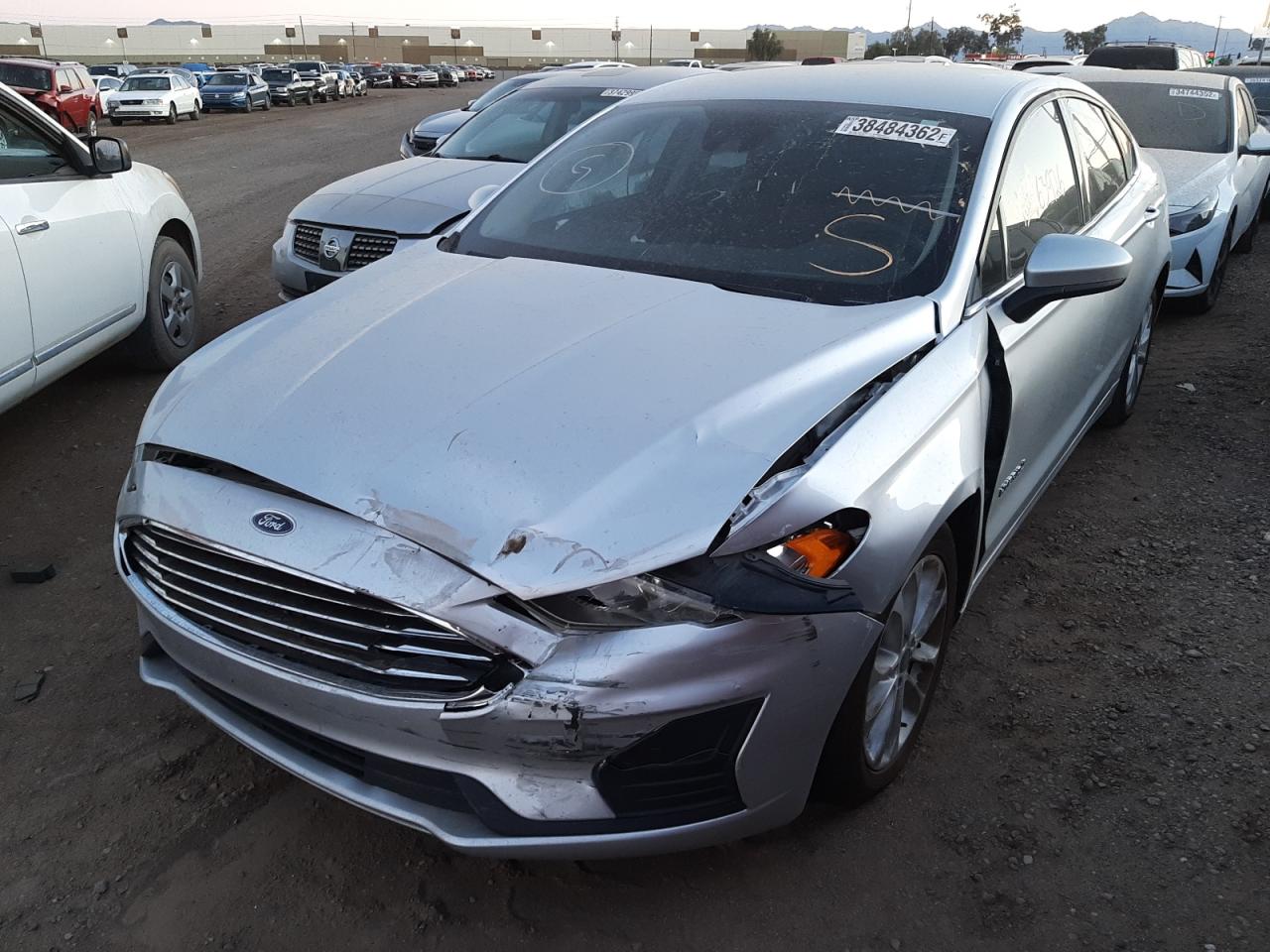 Photo 2 from auction – 2019 FORD FUSION SE with VIN 3FA6P0LU8KR118441