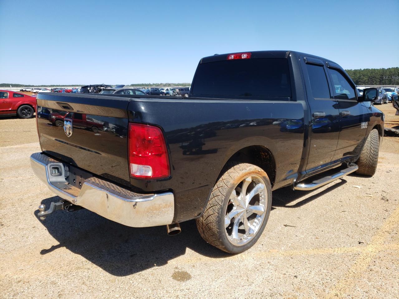 Photo 4 from auction – 2017 RAM 1500 ST with VIN 1C6RR6FG8HS860644