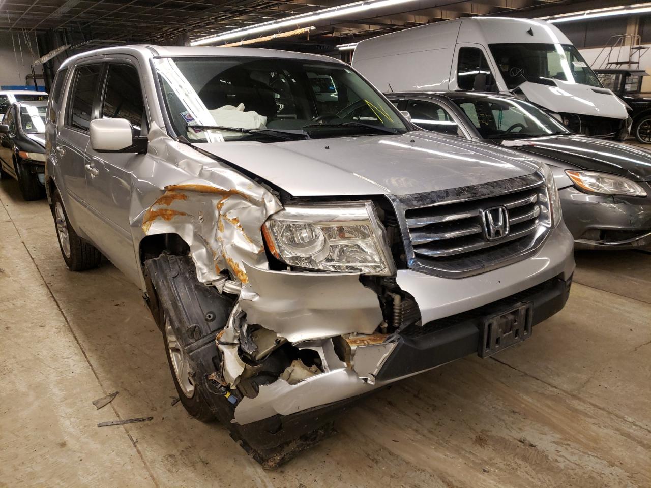 HONDA PILOT EXL 2014 with VIN 5FNYF4H56EB015961 - Photo from auction