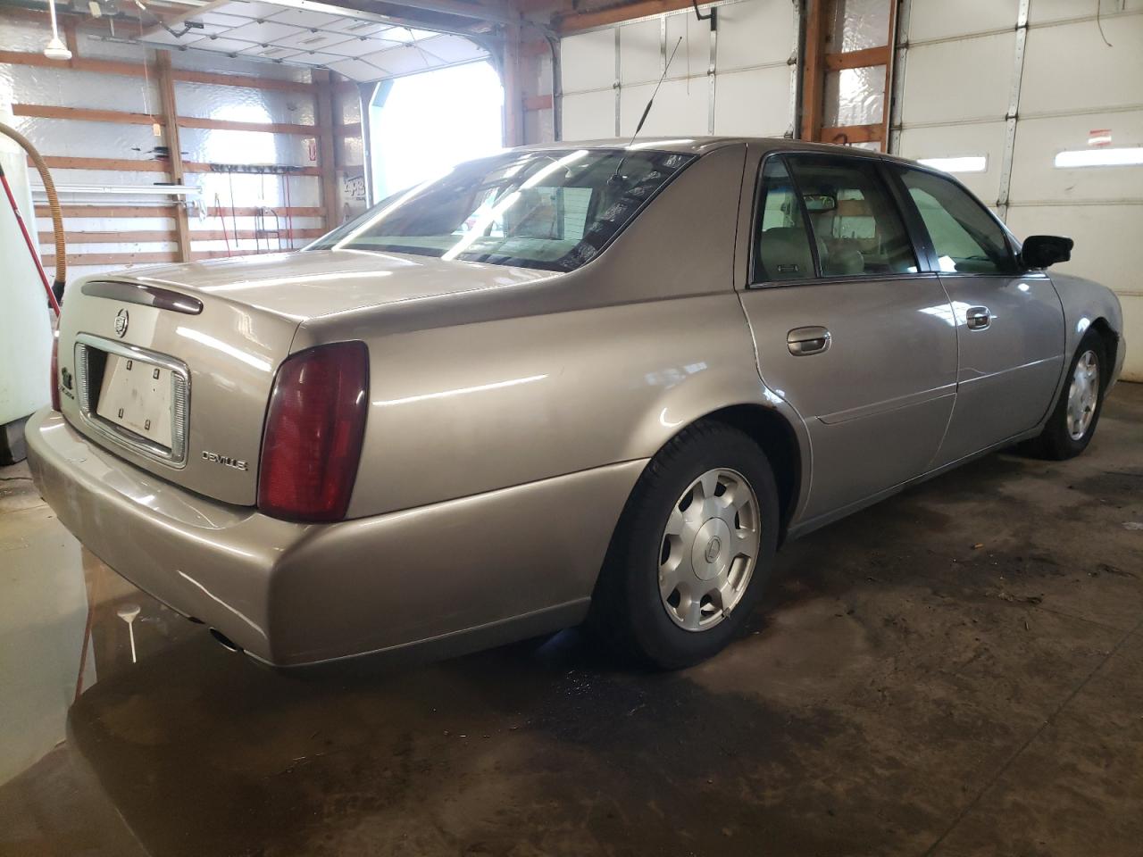 Photo 4 from auction – 2002 CADILLAC DEVILLE with VIN 1G6KD54Y82U129838