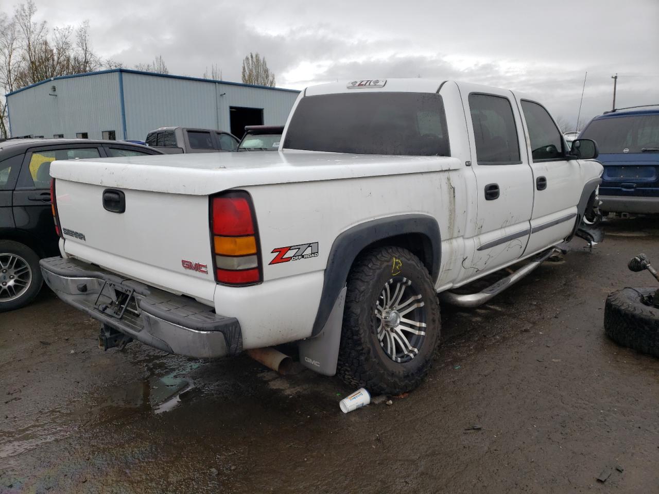 Photo 4 from auction – 2005 GMC NEW SIERRA with VIN 2GTEK13TX51156344