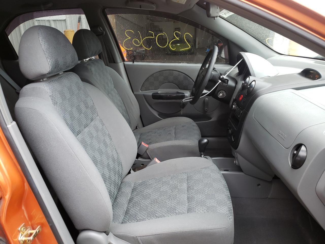 Photo 5 from auction – 2005 CHEVROLET AVEO BASE with VIN KL1TD52635B434268