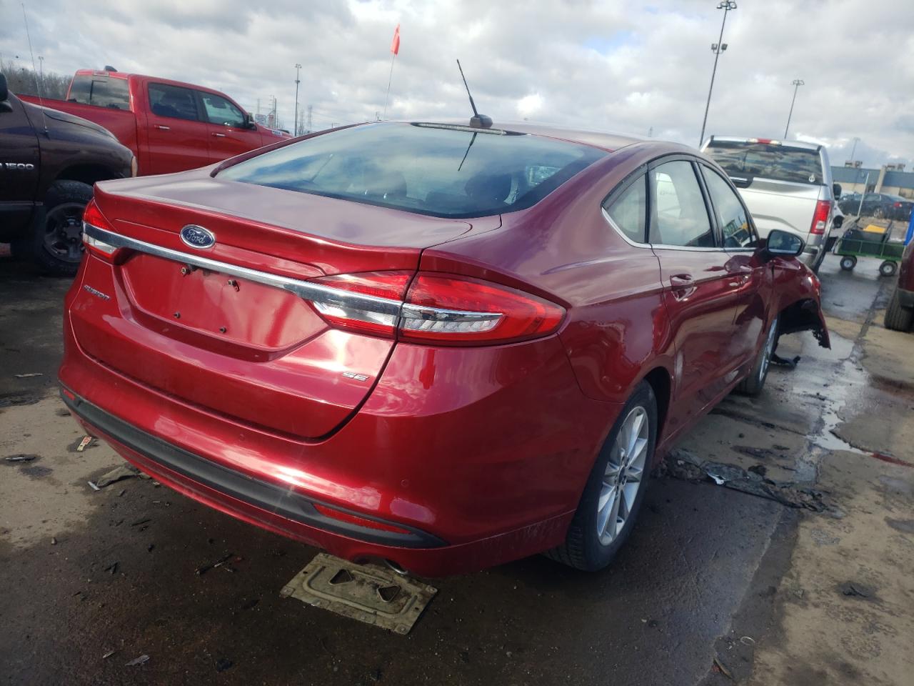 Photo 4 from auction – 2017 FORD FUSION SE with VIN 3FA6P0H72HR185855
