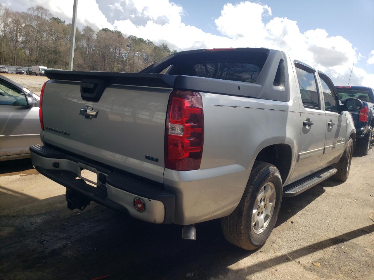 Photo 4 from auction – 2010 CHEVROLET AVALANCHE with VIN 3GNNCEE08AG162918
