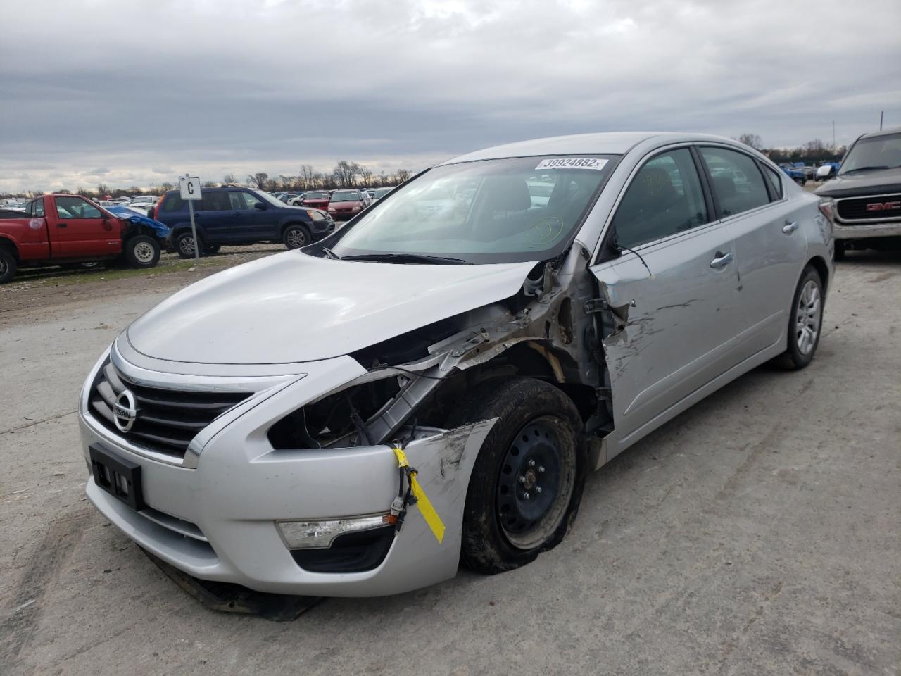 Photo 2 from auction – 2015 NISSAN ALTIMA 2.5 with VIN 1N4AL3AP1FC584964