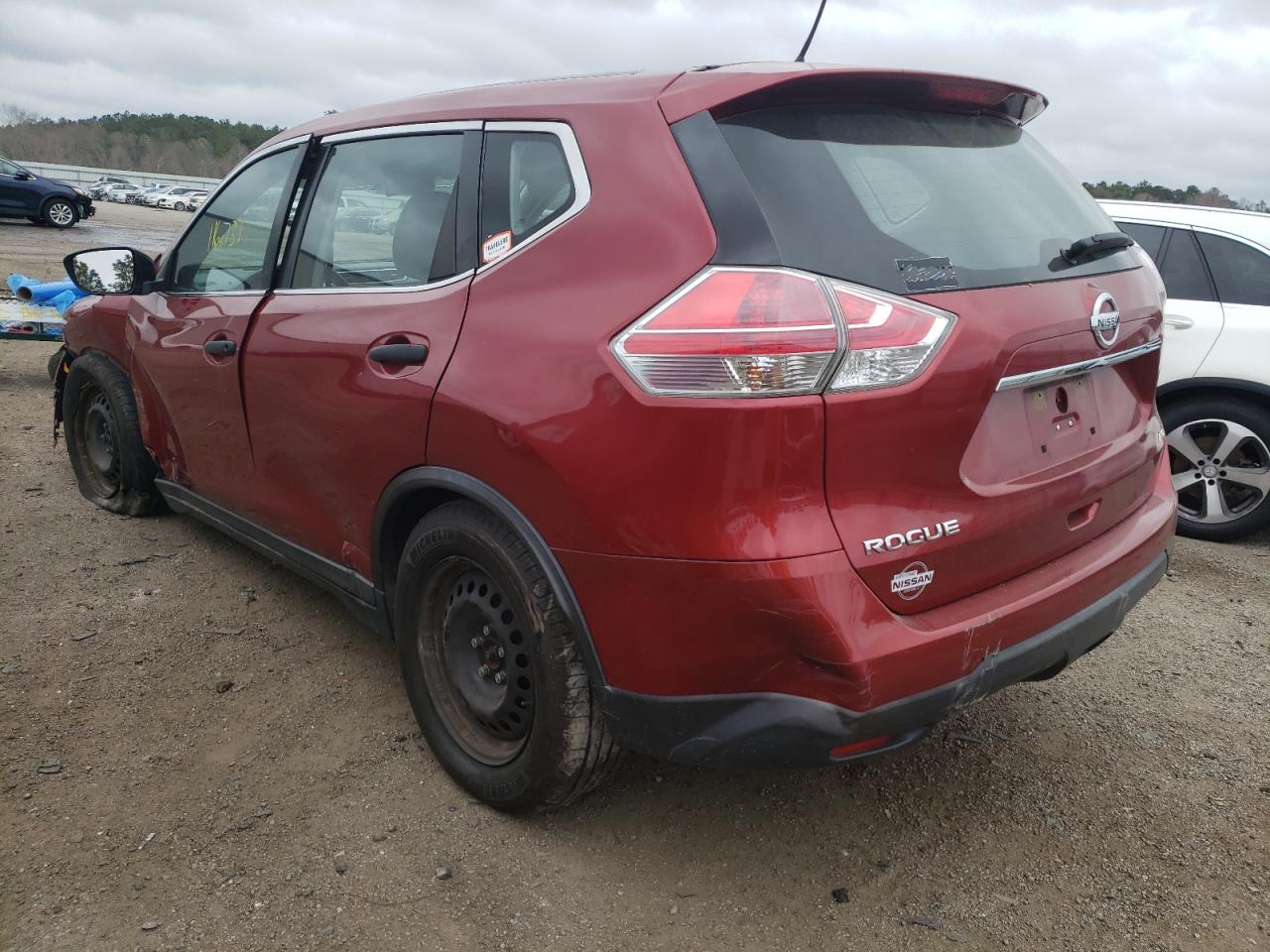 Photo 3 from auction – 2016 NISSAN ROGUE S with VIN KNMAT2MV9GP688398