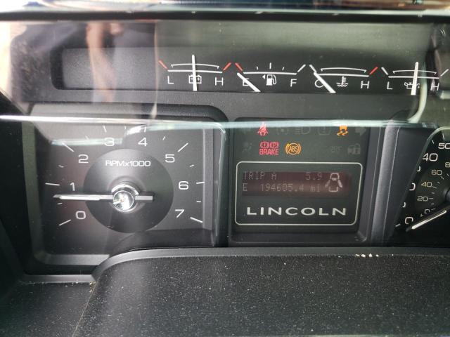 Photo 8 from auction – 2010 LINCOLN NAVIGATOR with VIN 5LMJJ3H53AEJ07625