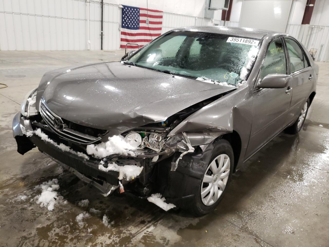 Photo 2 from auction – 2005 TOYOTA CAMRY LE with VIN 4T1BE32K95U601963