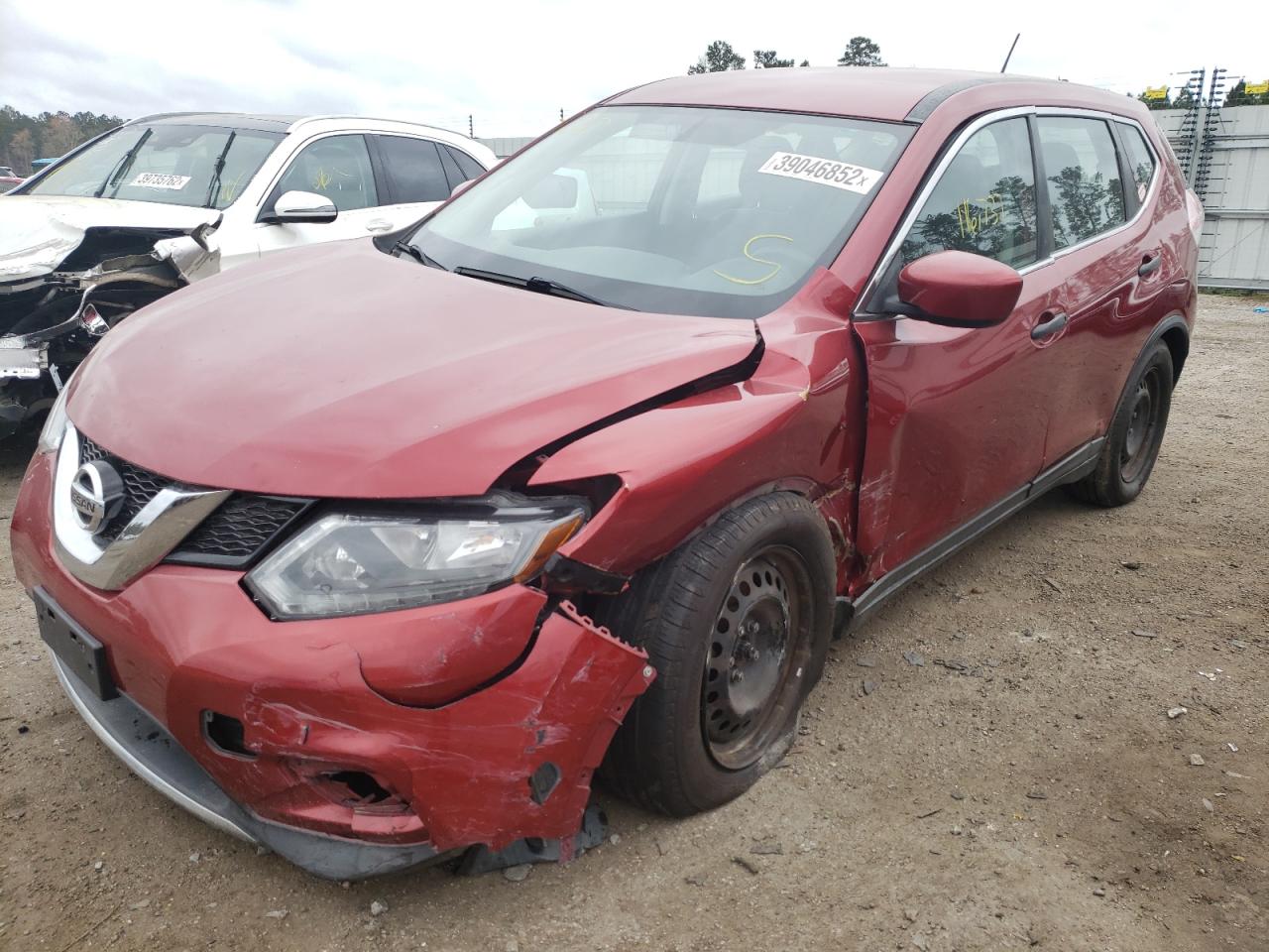 Photo 2 from auction – 2016 NISSAN ROGUE S with VIN KNMAT2MV9GP688398
