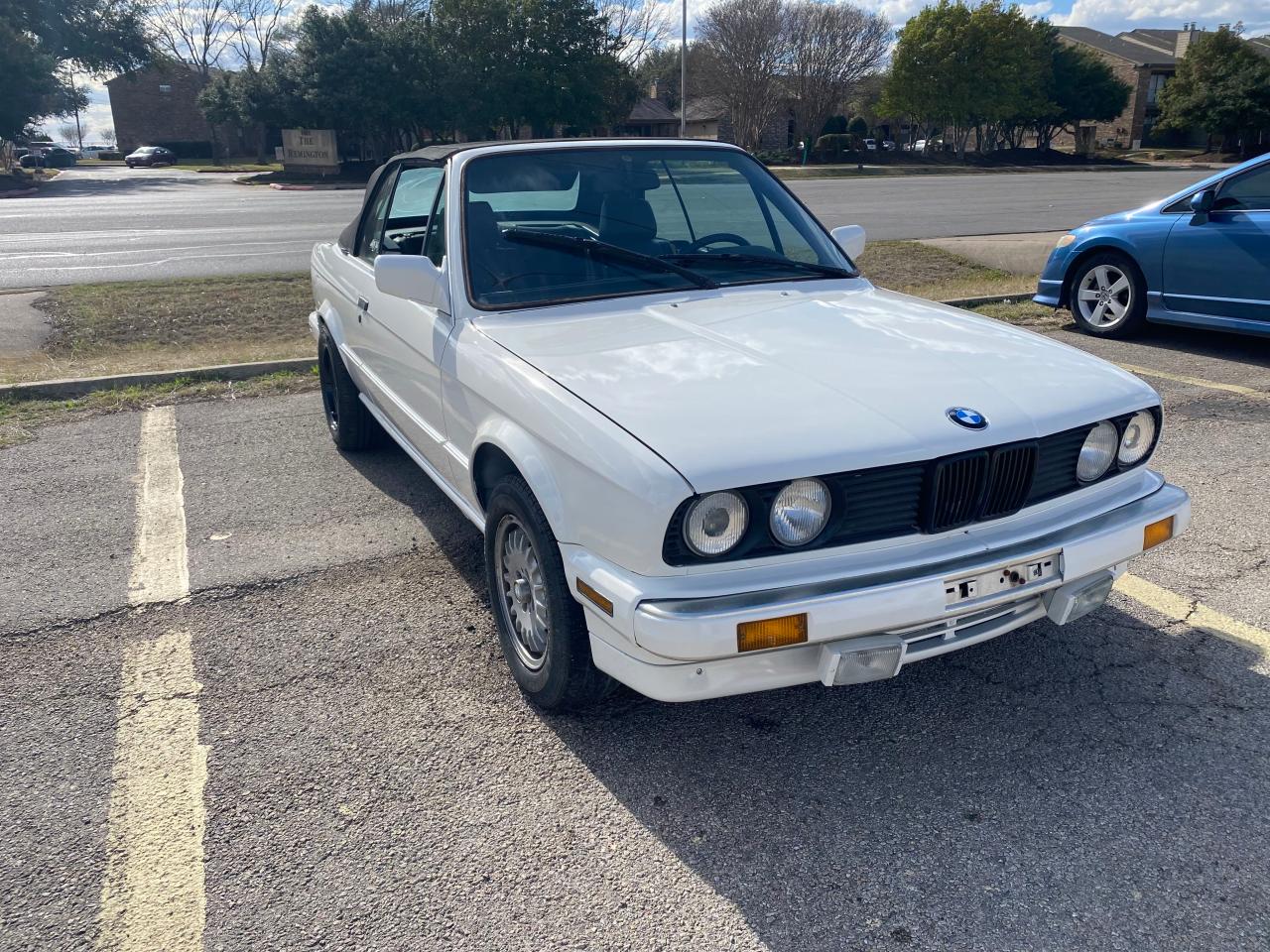 BMW 325 I AUTO 1988 with VIN WBABB2305J8856470 - Photo from auction