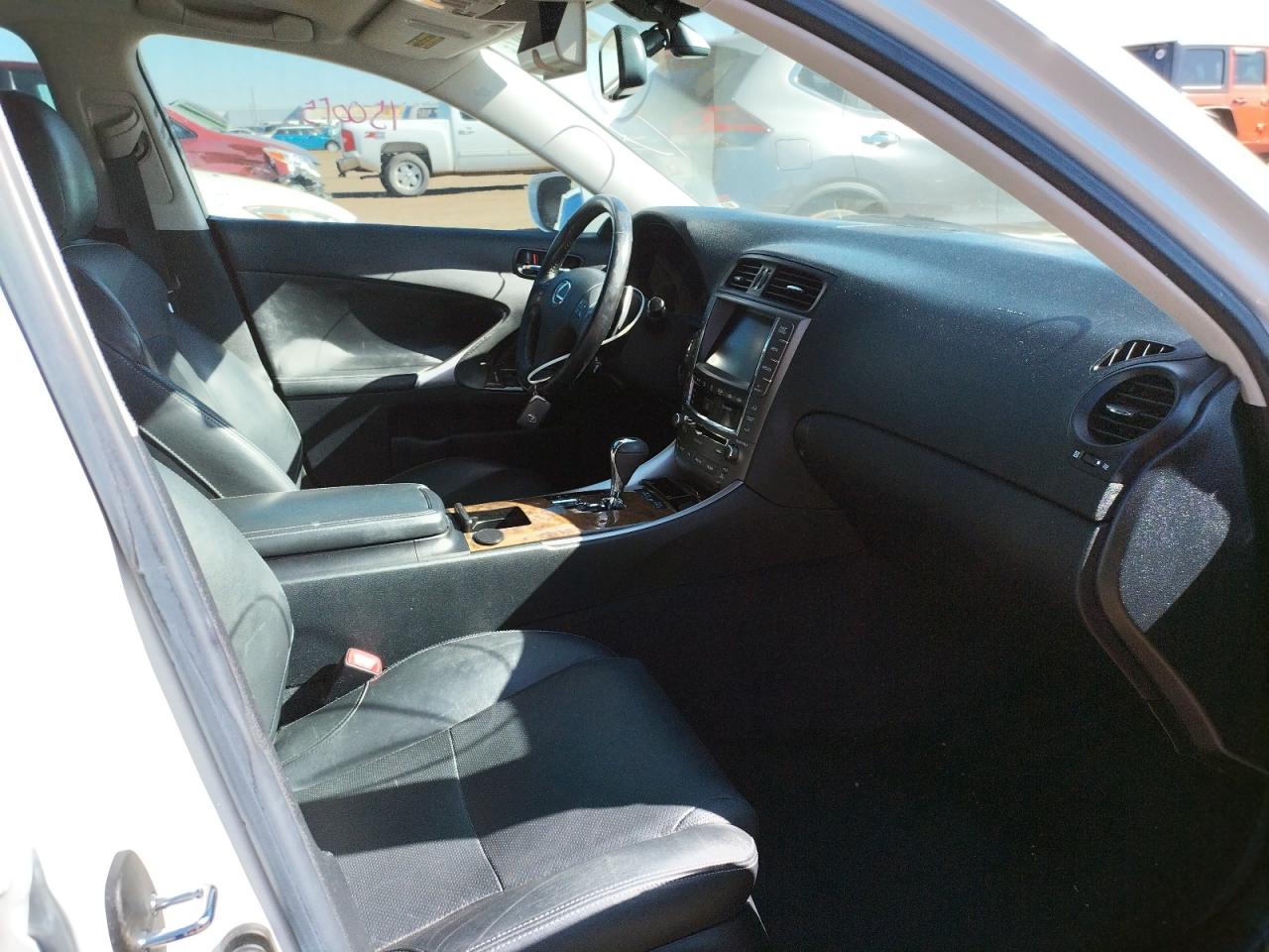 Photo 5 from auction – 2009 LEXUS IS 250 with VIN JTHBK262595094785