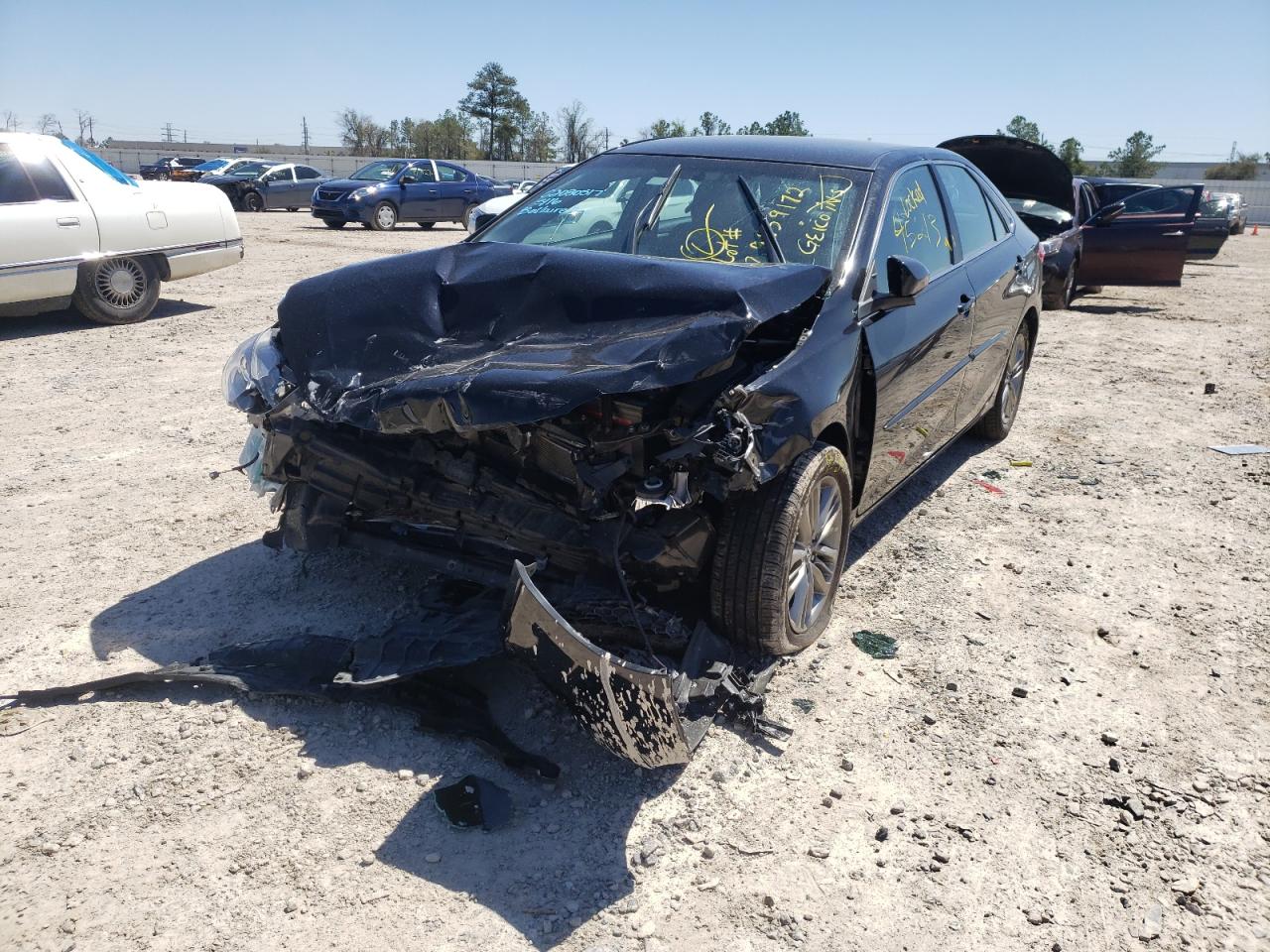 Photo 2 from auction – 2017 TOYOTA CAMRY LE with VIN 4T1BF1FK3HU426741