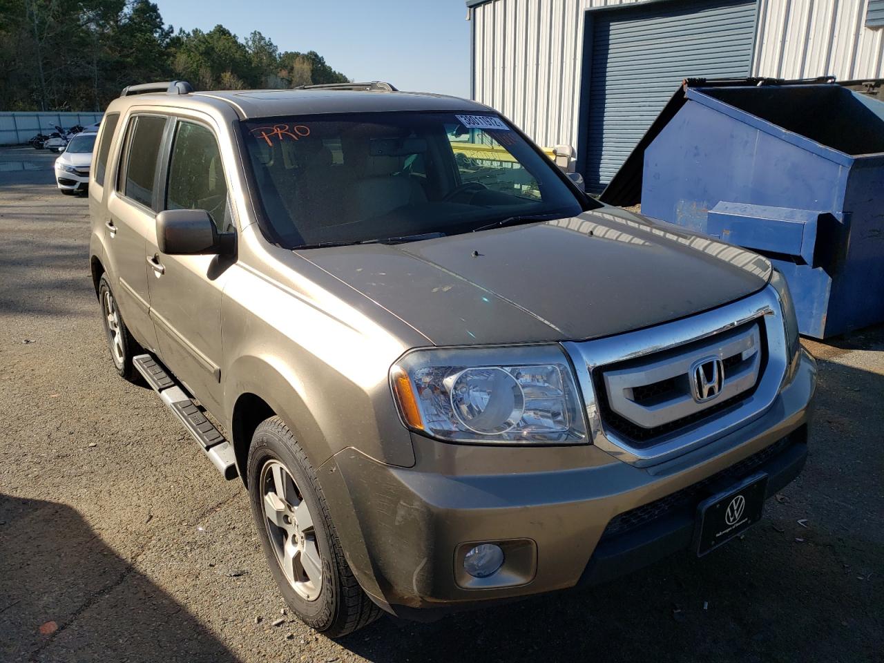 HONDA PILOT EXL 2010 with VIN 5FNYF3H57AB001619 - Photo from auction