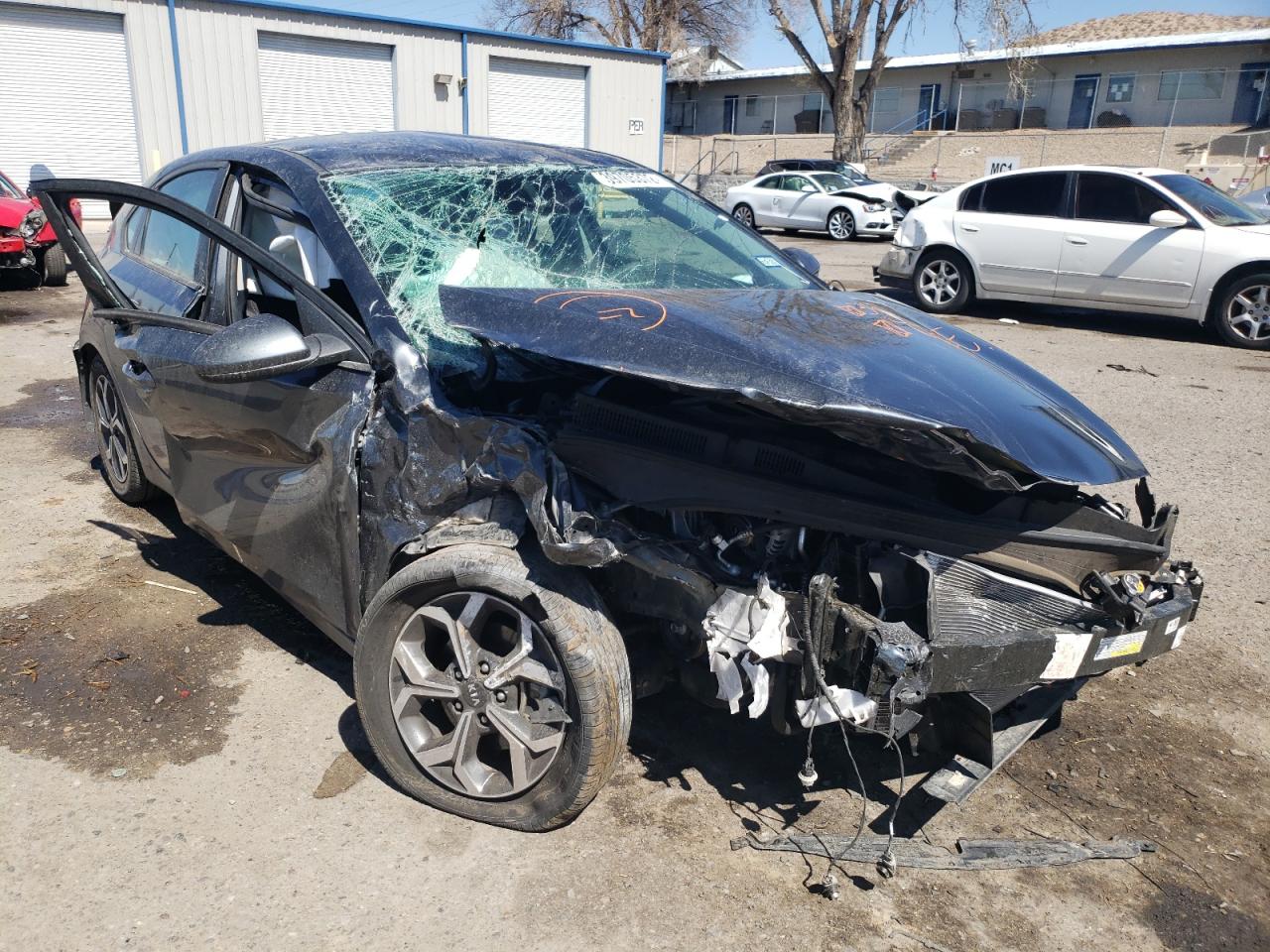 KIA FORTE FE 2019 with VIN 3KPF24AD9KE019816 - Photo from auction