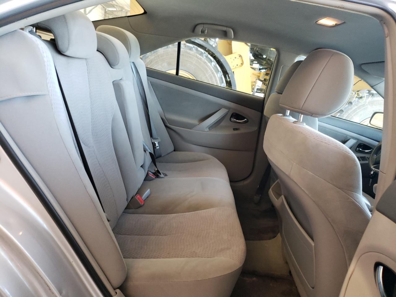 Photo 6 from auction – 2011 TOYOTA CAMRY BASE with VIN 4T1BF3EK3BU770655