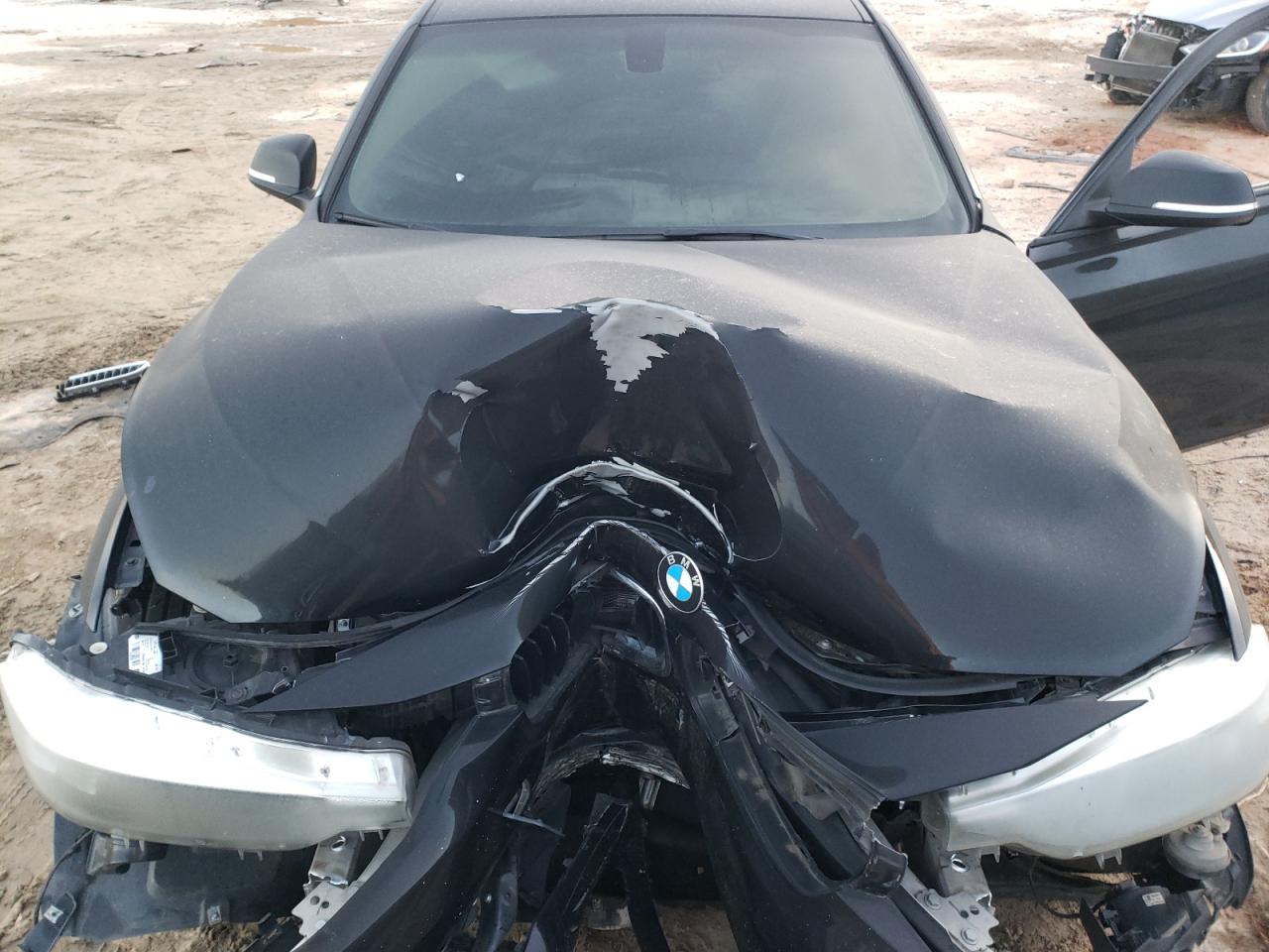 Photo 7 from auction – 2016 BMW 320 I with VIN WBA8E1G50GNU10870