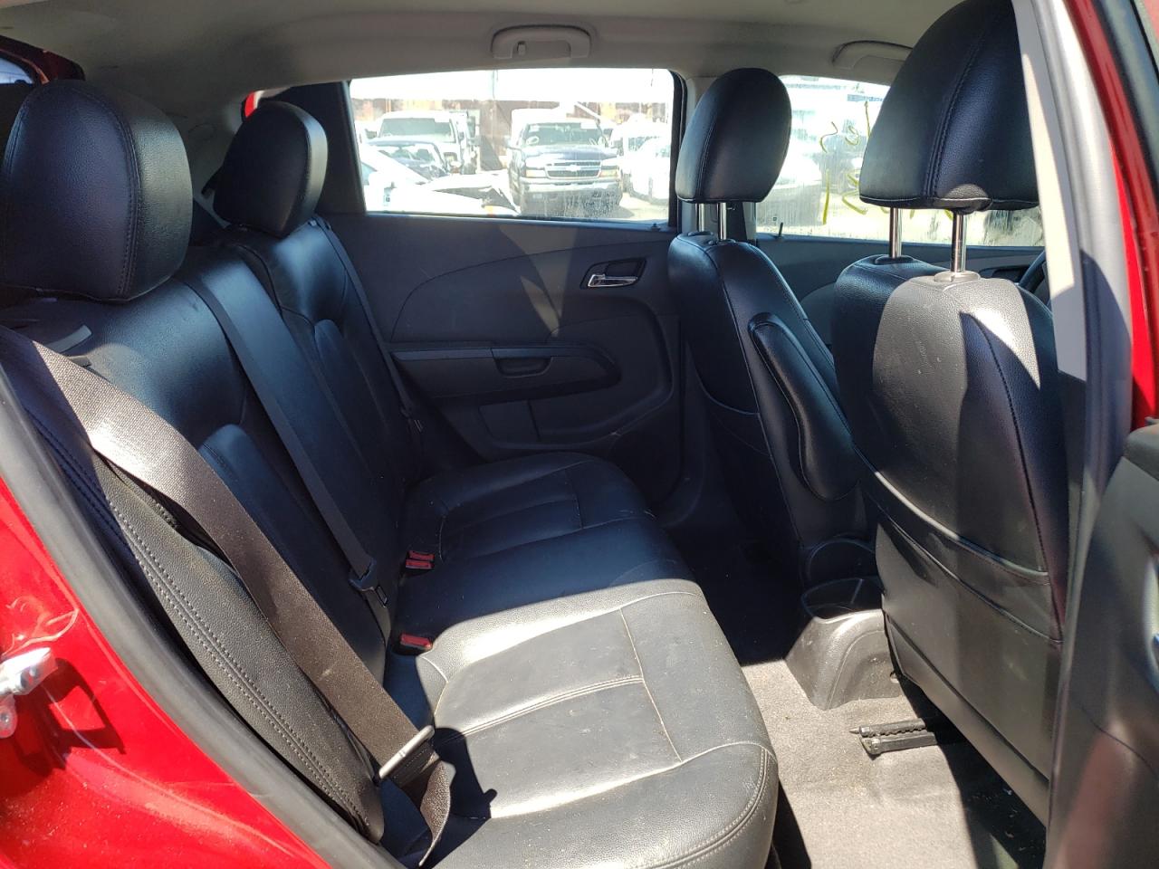 Photo 6 from auction – 2012 CHEVROLET SONIC LT with VIN 1G1JC6SH1C4128772