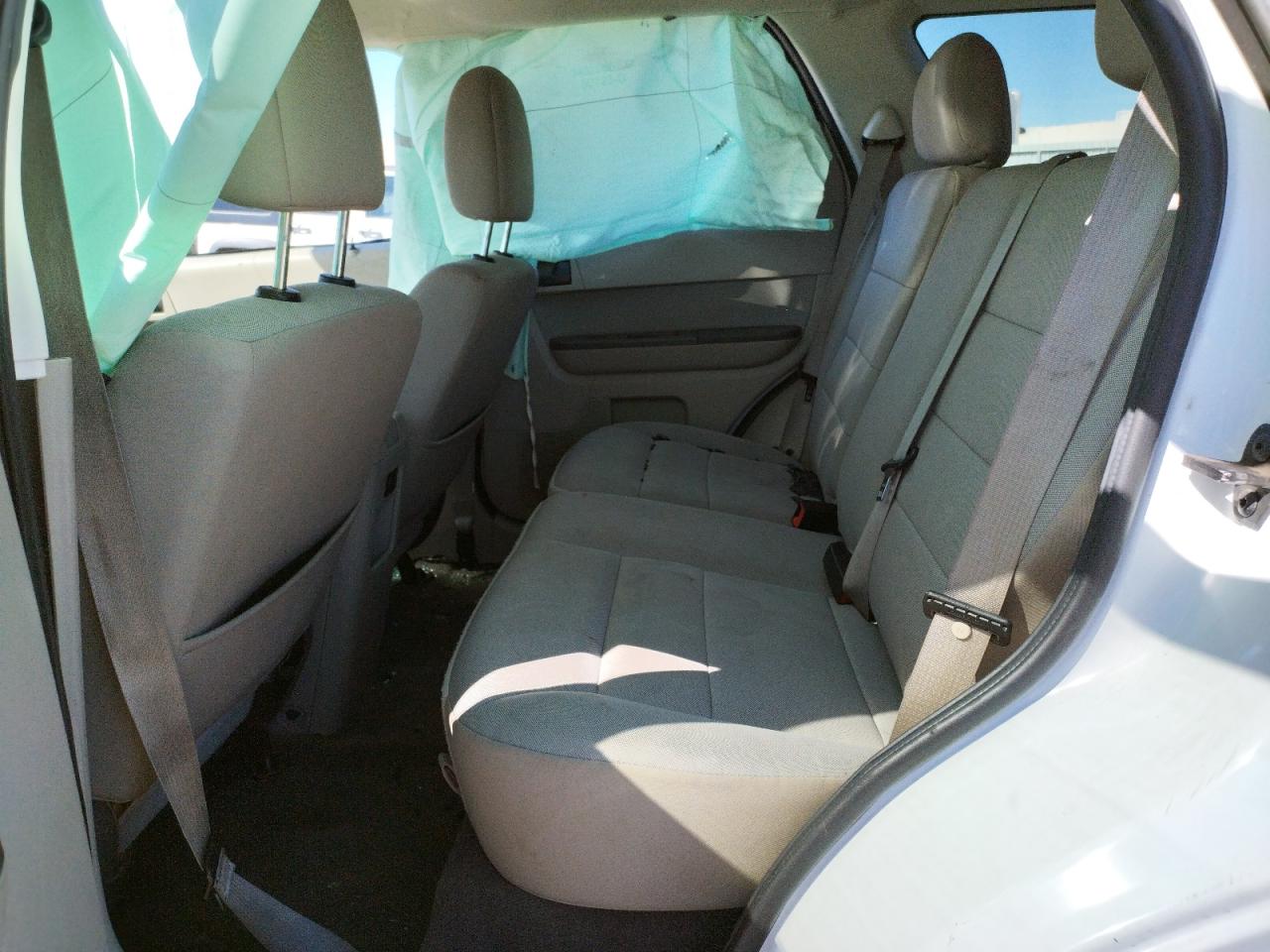 Photo 6 from auction – 2011 FORD ESCAPE XLT with VIN 1FMCU0D79BKB48093