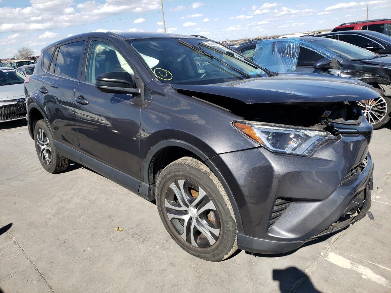 TOYOTA RAV4 LE 2017 with VIN JTMBFREV6HJ712583 - Photo from auction