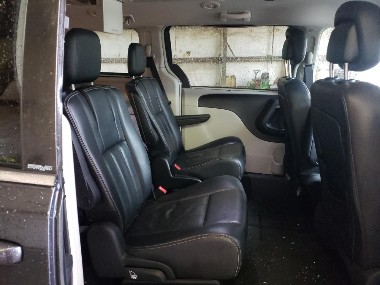 Photo 6 from auction – 2014 CHRYSLER TOWN & COU with VIN 2C4RC1CG7ER192110