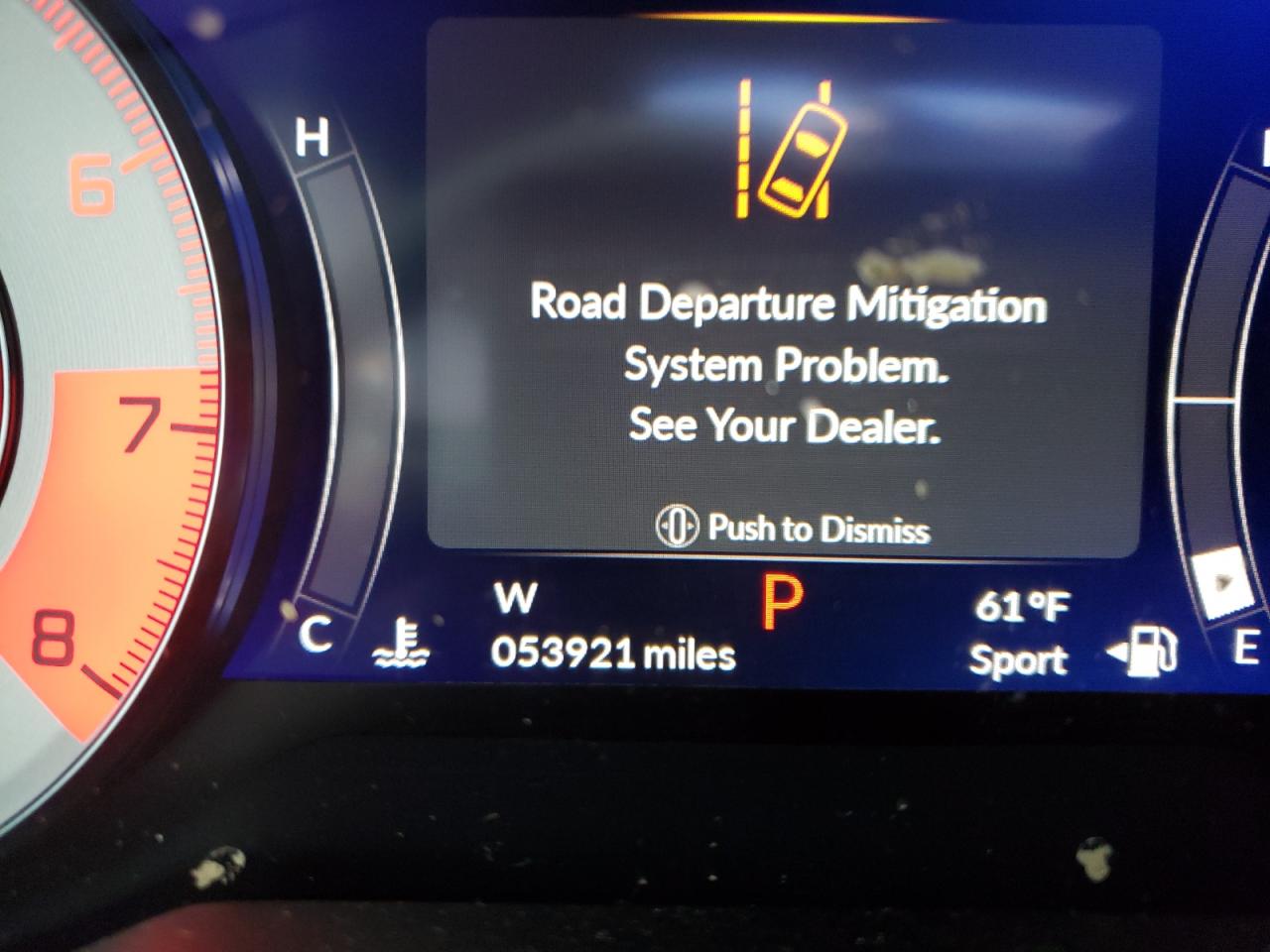 Photo 8 from auction – 2019 ACURA RDX A-SPEC with VIN 5J8TC2H67KL021472