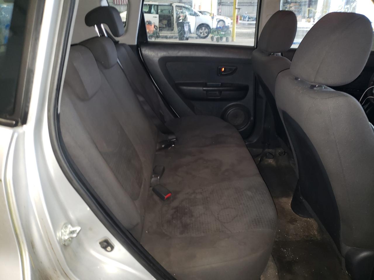 Photo 6 from auction – 2010 KIA SOUL with VIN KNDJT2A16A7030496
