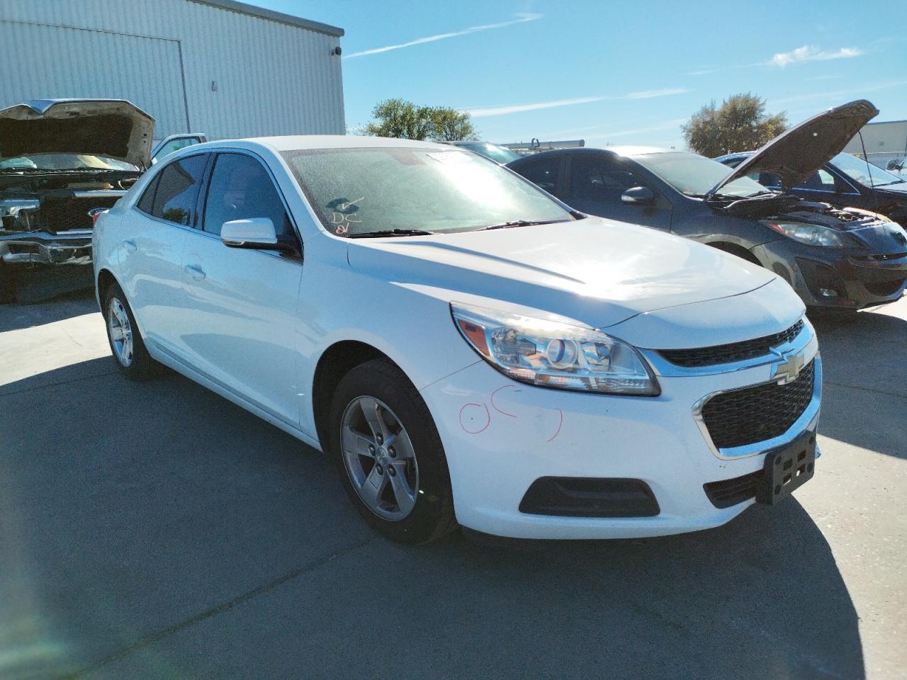 CHEVROLET MALIBU LIM 2016 with VIN 1G11C5SA4GF151311 - Photo from auction