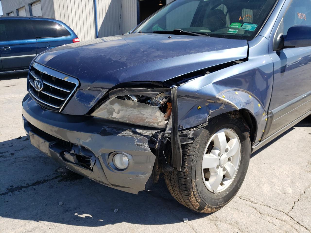 Photo 9 from auction – 2007 KIA SORENTO EX with VIN KNDJC736475692250