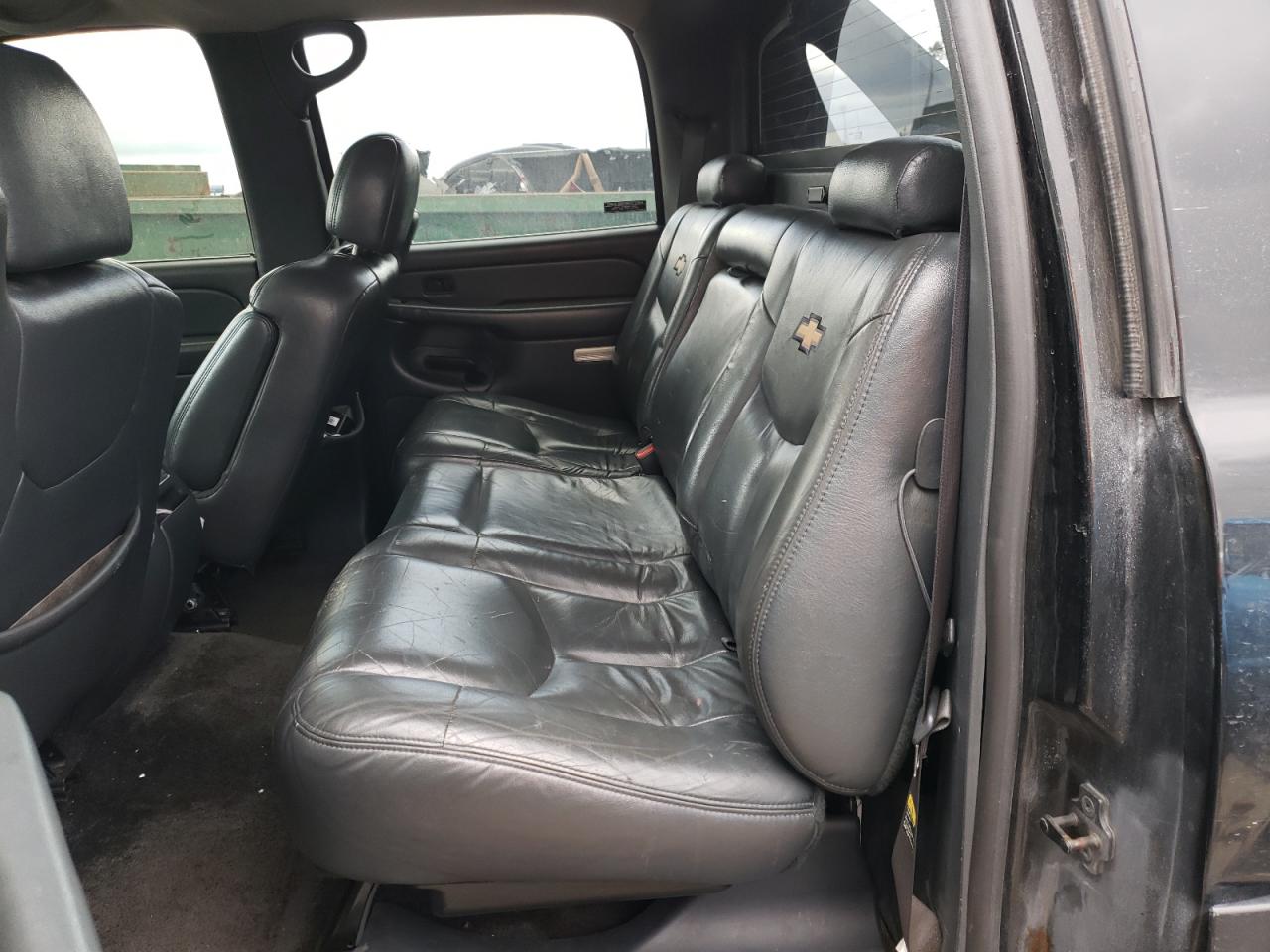 Photo 9 from auction – 2002 CHEVROLET AVALANCHE with VIN 3GNEK13T72G100713