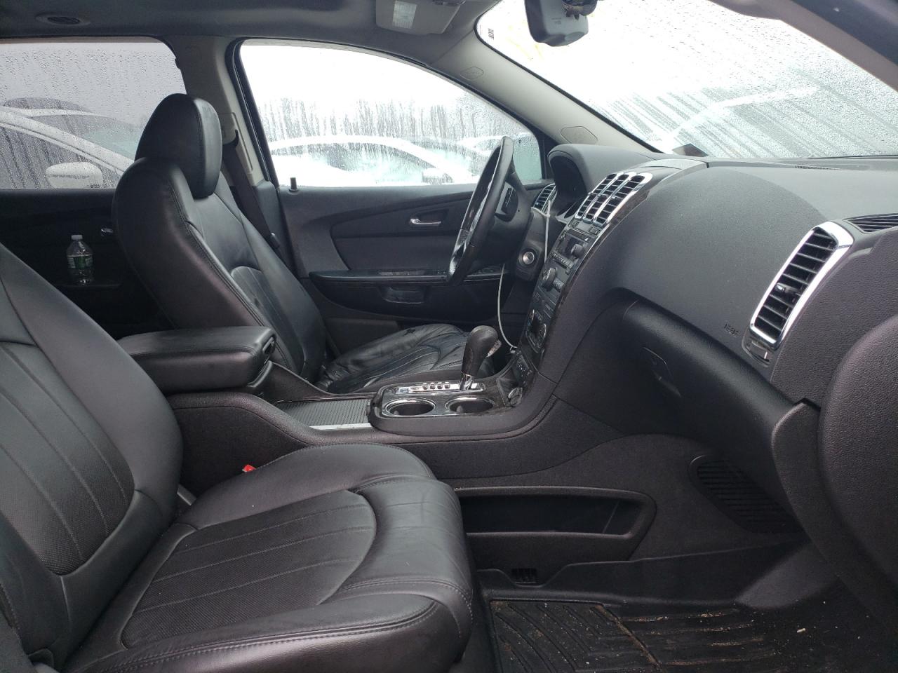 Photo 5 from auction – 2012 GMC ACADIA DEN with VIN 1GKKVTED1CJ221570