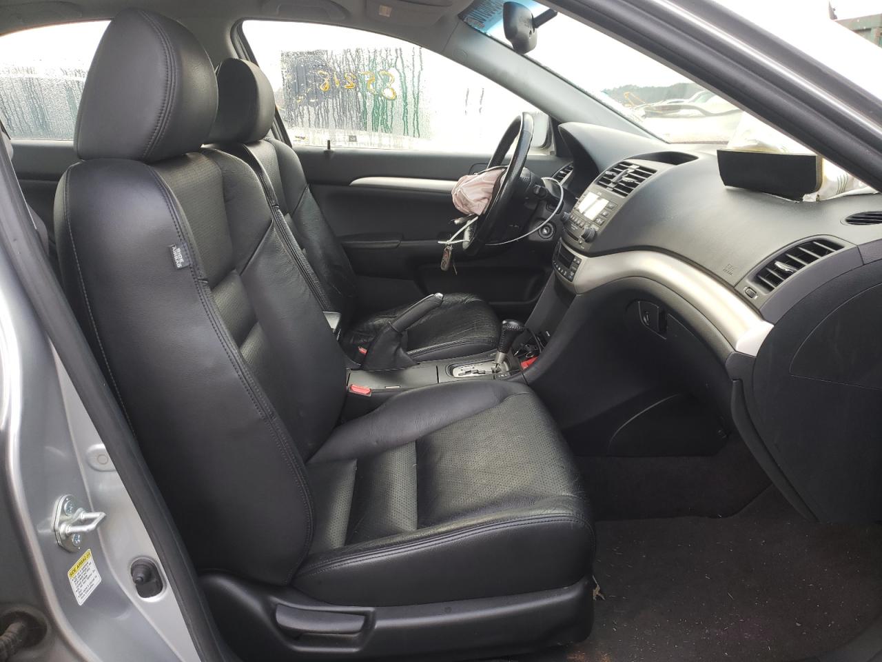 Photo 5 from auction – 2004 ACURA TSX with VIN JH4CL96824C038726