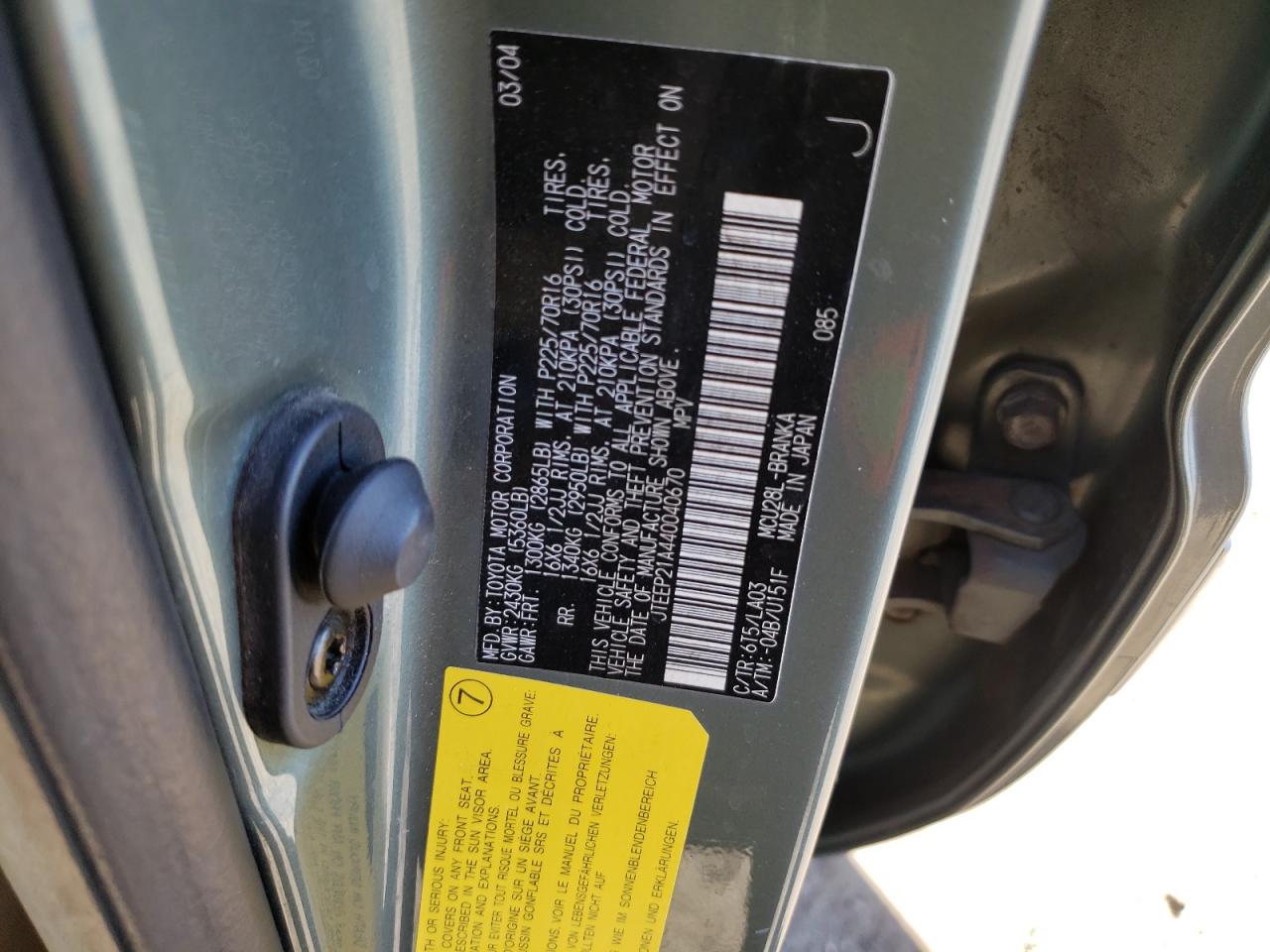 Photo 10 from auction – 2004 TOYOTA HIGHLANDER with VIN JTEEP21A440040670