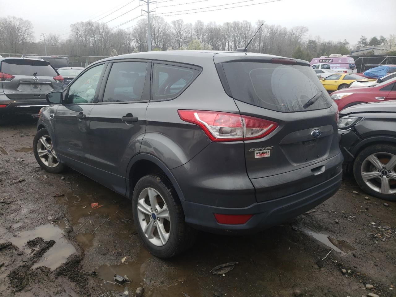 Photo 3 from auction – 2015 FORD ESCAPE S with VIN 1FMCU0F78FUA74673