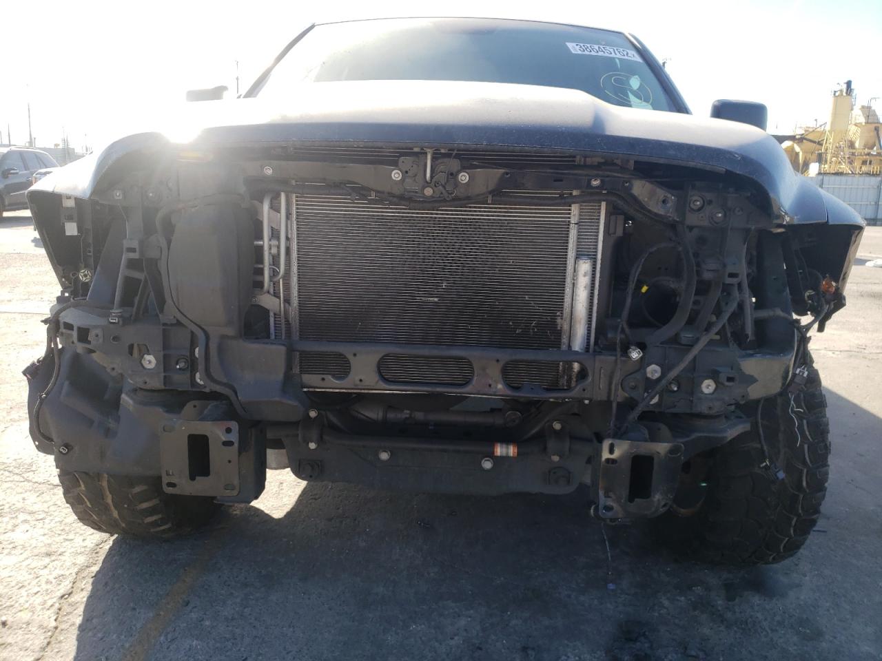 Photo 9 from auction – 2018 RAM 1500 ST with VIN 1C6RR6FG9JS330561