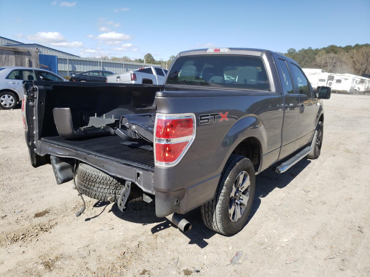 Photo 4 from auction – 2013 FORD F150 SUPER with VIN 1FTFX1CF7DKF07810