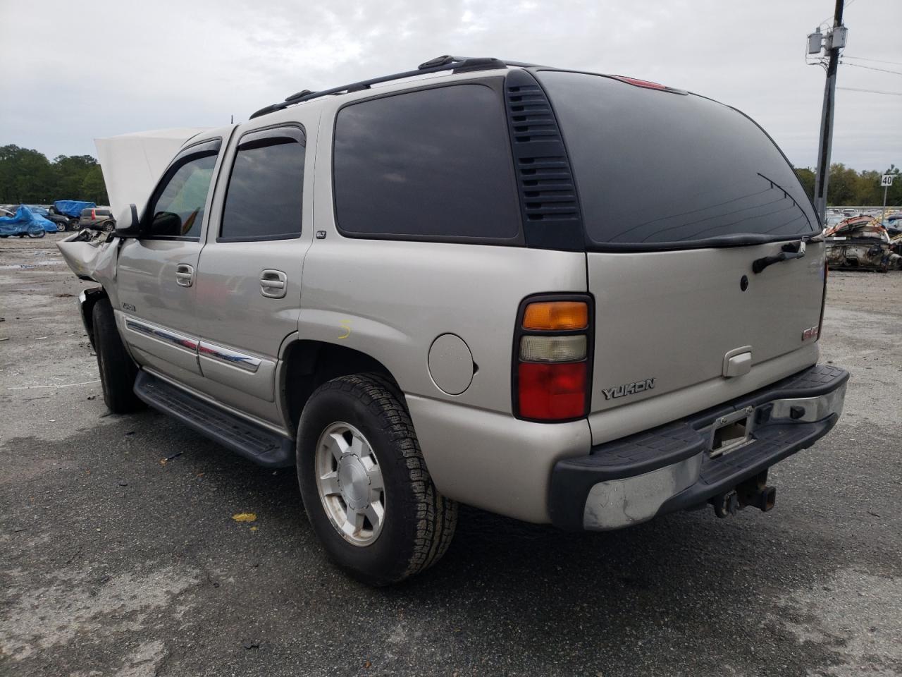 Photo 3 from auction – 2004 GMC YUKON with VIN 1GKEC13Z54R255004