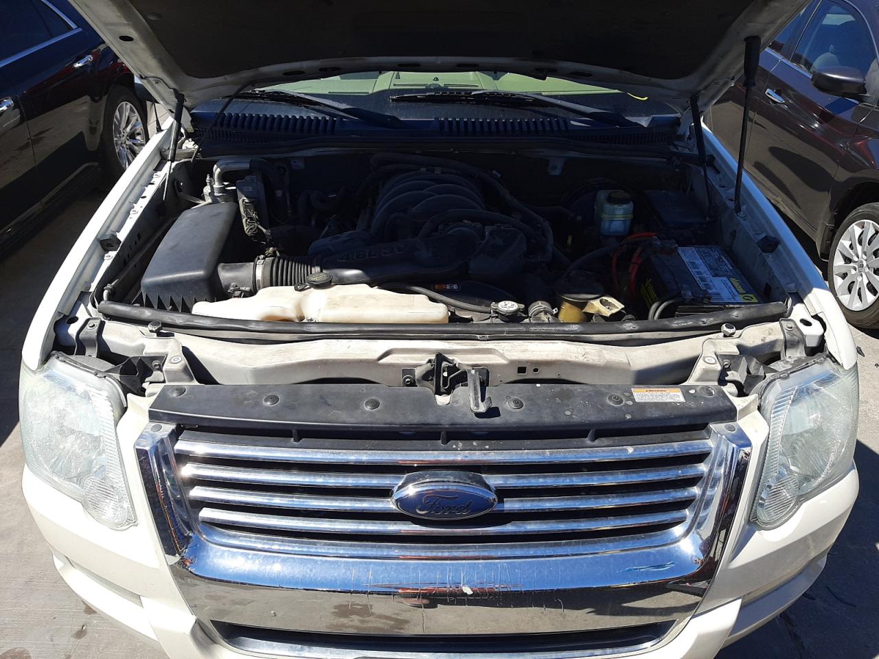Photo 7 from auction – 2007 FORD EXPLORER L with VIN 1FMEU75887UA97822