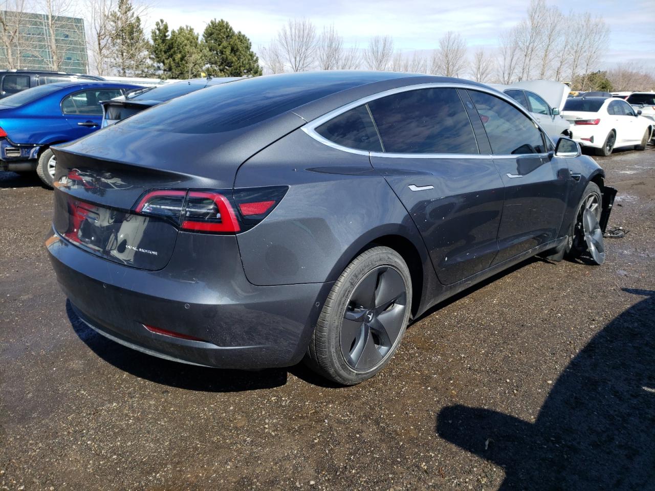 Photo 17 from auction – 2018 TESLA MODEL 3 with VIN 5YJ3E1EB3JF110266